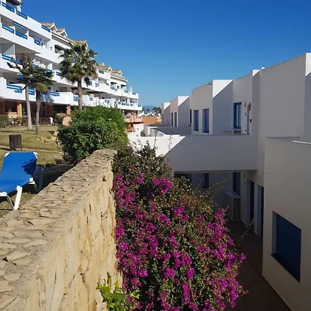 Duquesa Golf And Gardens Apartmán