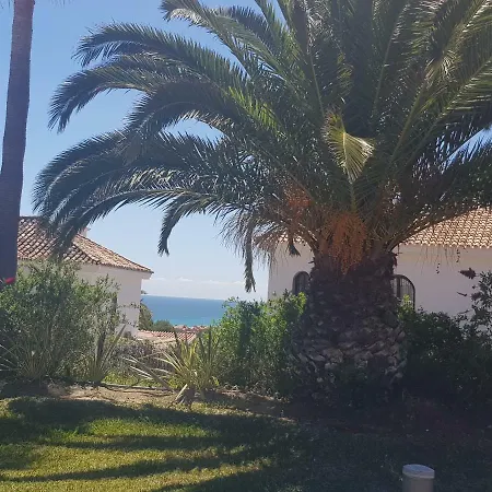 Duquesa Golf And Gardens *